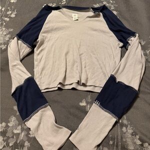 Urban Outfitters BDG Two-Tone Long Sleeve Top Size Medium